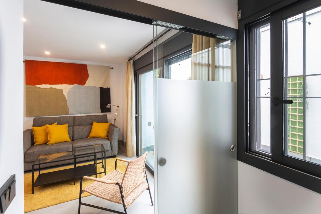 Apartamentos Bajeles Sevilla Urban Екстериор снимка