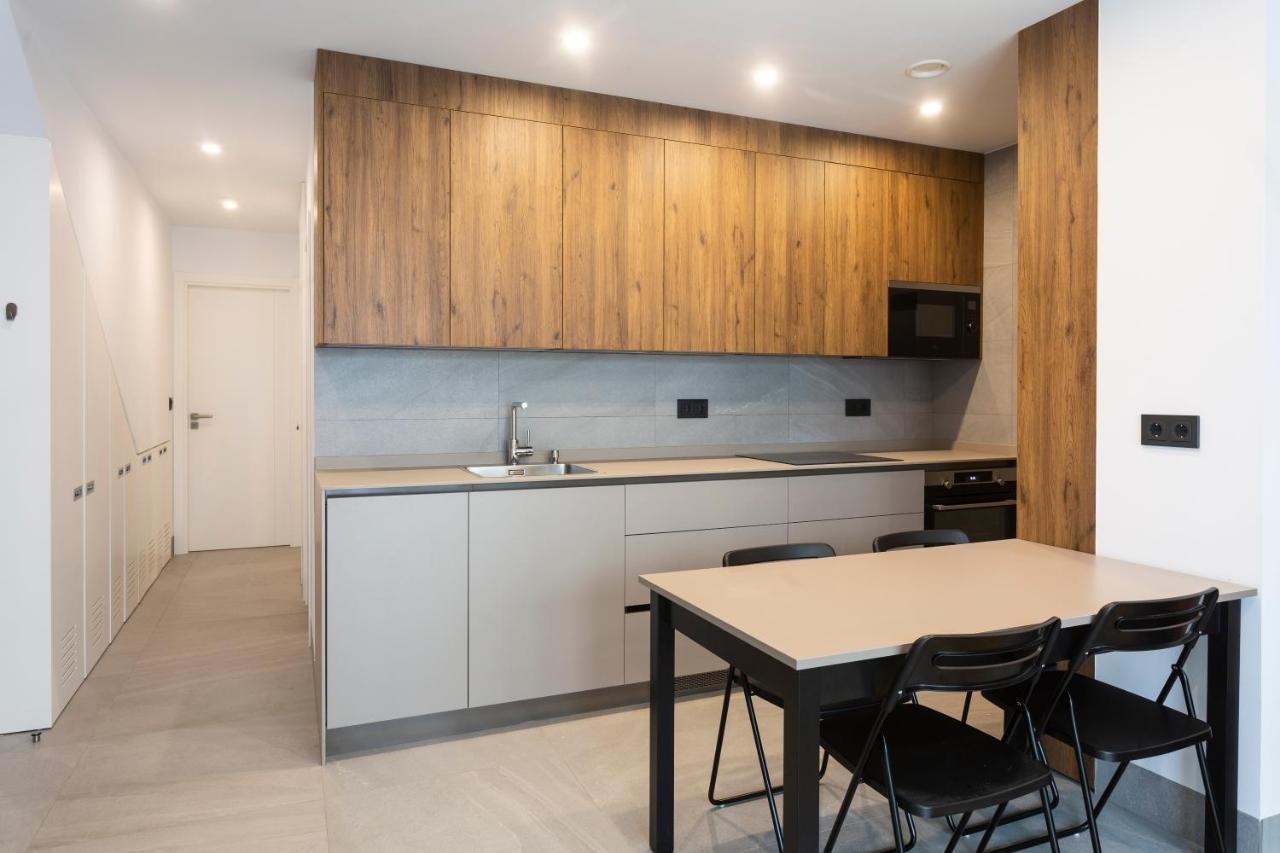 Apartamentos Bajeles Sevilla Urban Екстериор снимка