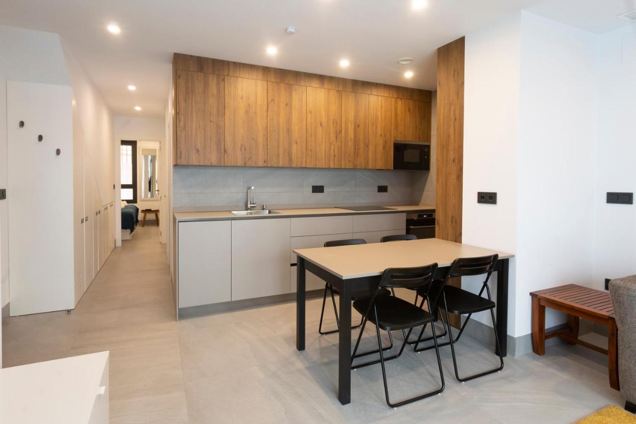 Apartamentos Bajeles Sevilla Urban Екстериор снимка