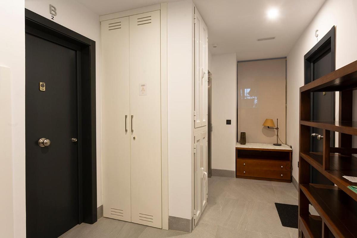 Apartamentos Bajeles Sevilla Urban Екстериор снимка